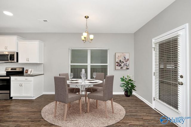 10301 Drymen Street SW, Huntsville, AL 35803