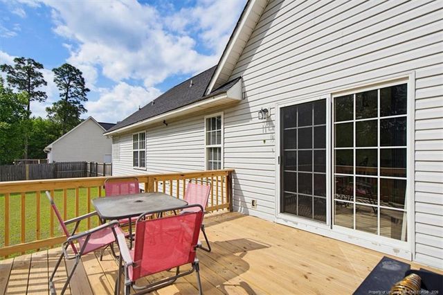 332 Wood Valley Lane, Raeford, NC 28376
