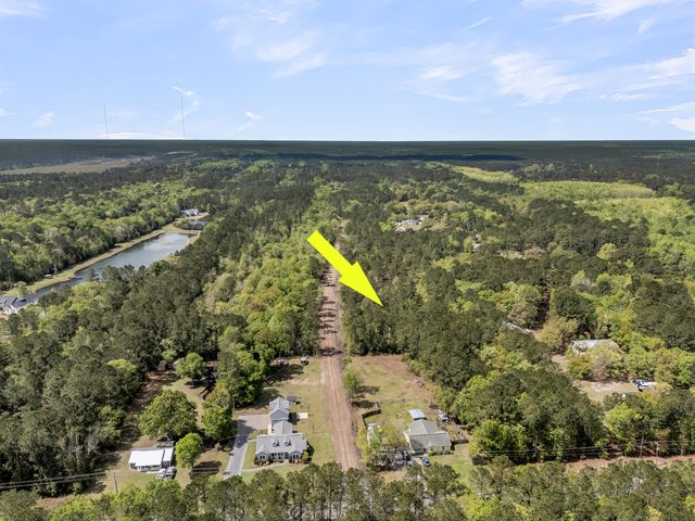 5554 Giddyup Lane, Awendaw, SC 29429