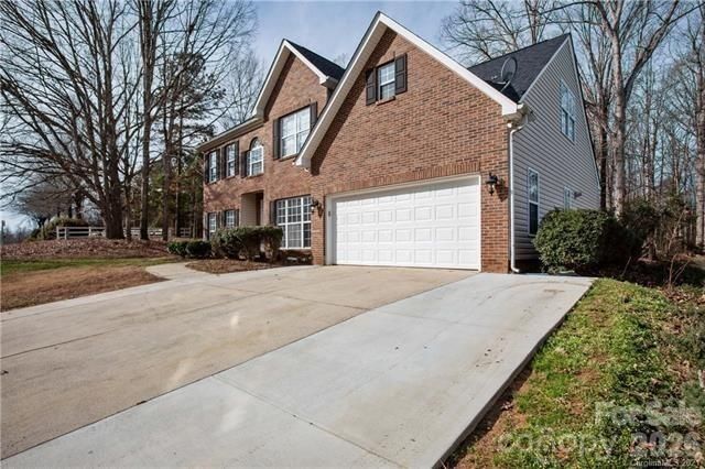 815 Knightsbridge Road, Fort Mill, SC 29708