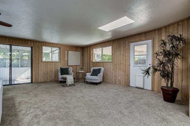 5917 Natalie Avenue NE, Albuquerque, NM 87110