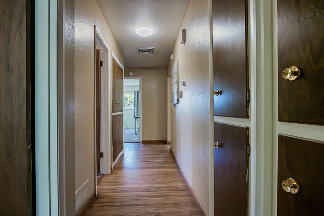 5917 Natalie Avenue NE, Albuquerque, NM 87110