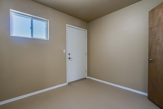 5917 Natalie Avenue NE, Albuquerque, NM 87110