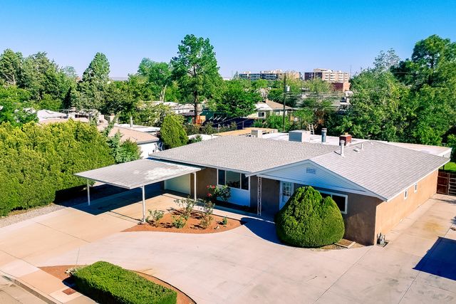 5917 Natalie Avenue NE, Albuquerque, NM 87110