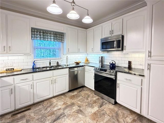 263 Thornecliffe Drive, State Road, NC 28676