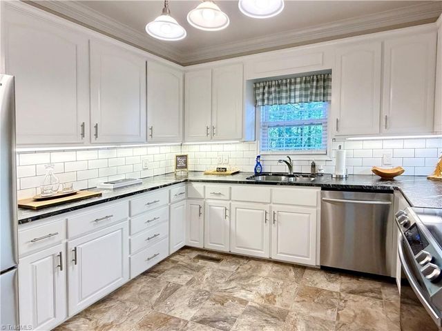263 Thornecliffe Drive, State Road, NC 28676