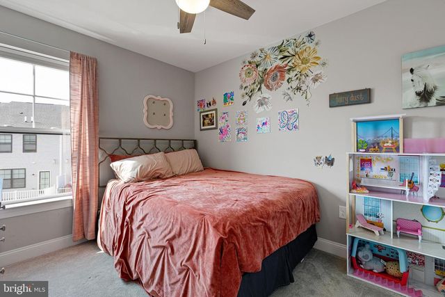 313 CHESTNUT ST, Collegeville, PA 19426