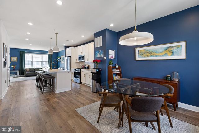 313 CHESTNUT ST, Collegeville, PA 19426