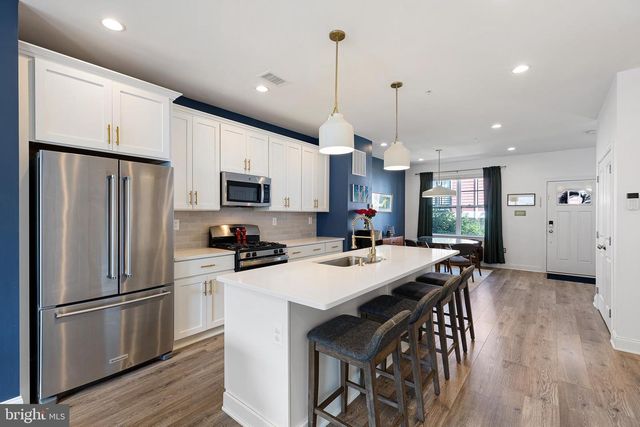 313 CHESTNUT ST, Collegeville, PA 19426