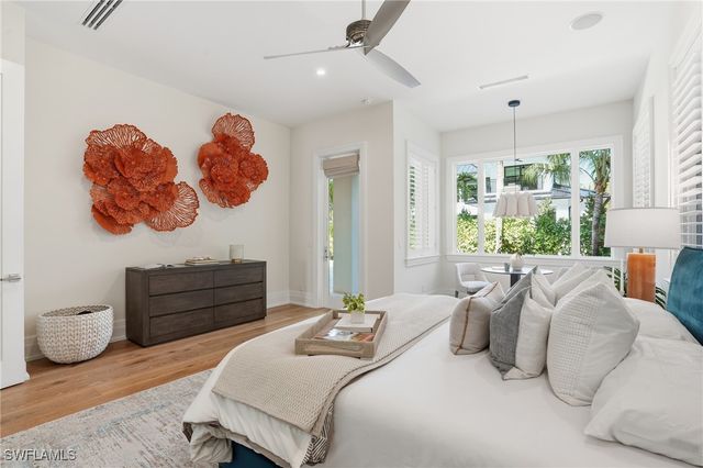 185 North Lake DR, Naples, FL 34102