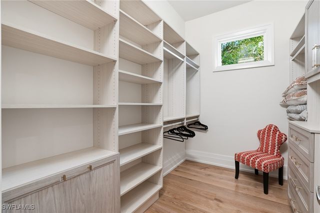 185 North Lake DR, Naples, FL 34102