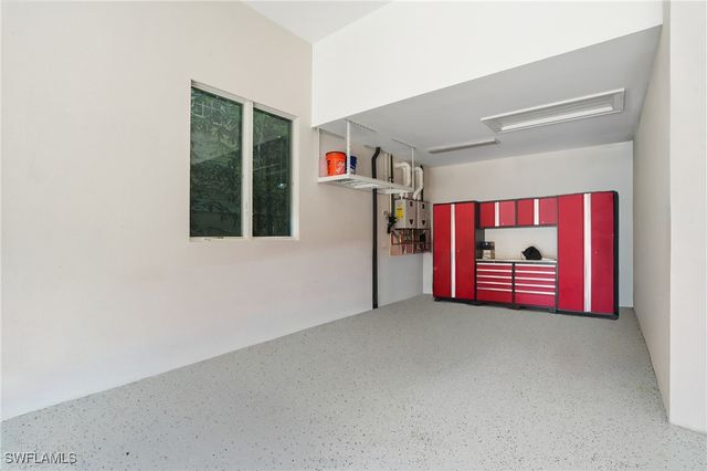 185 North Lake DR, Naples, FL 34102