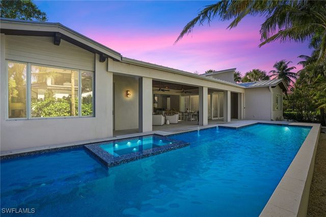 185 North Lake DR, Naples, FL 34102