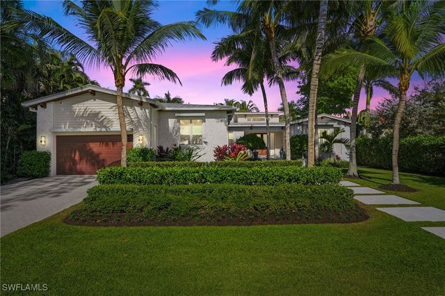 185 North Lake DR, Naples, FL 34102