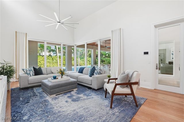 185 North Lake DR, Naples, FL 34102