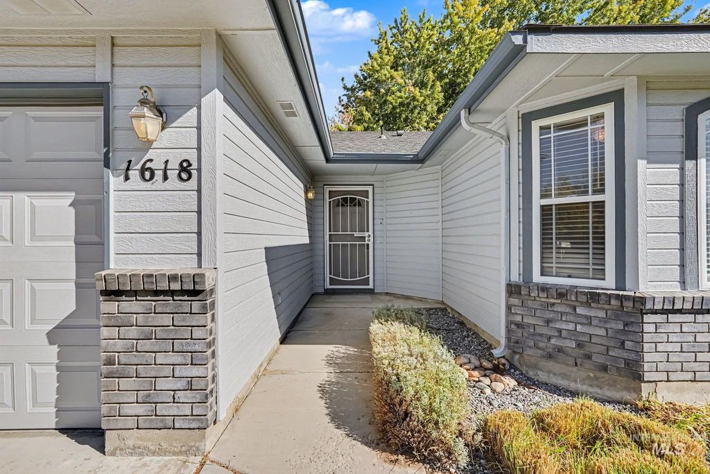 1618 N Kolnes Ave, Kuna, ID 83634 photo 3