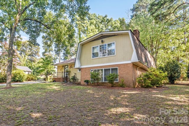 1659 maple Avenue, Albemarle, NC 28001