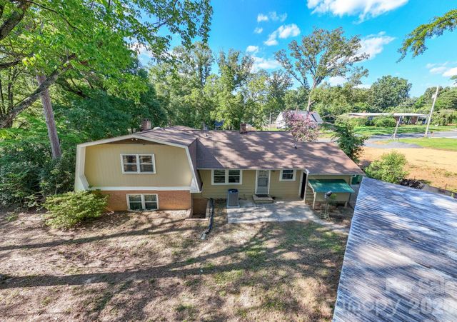 1659 maple Avenue, Albemarle, NC 28001
