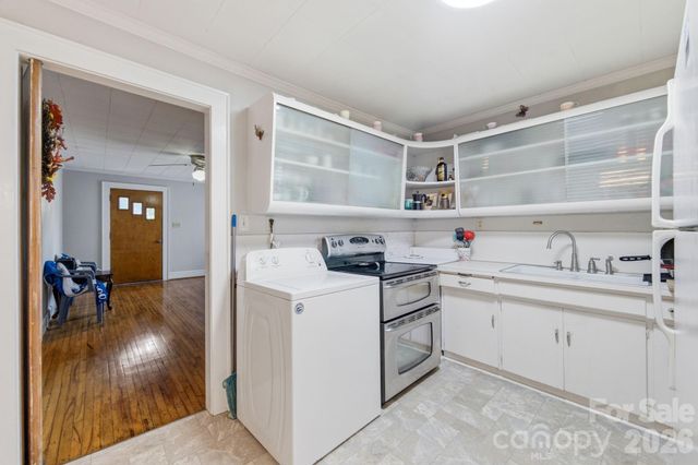 1659 maple Avenue, Albemarle, NC 28001