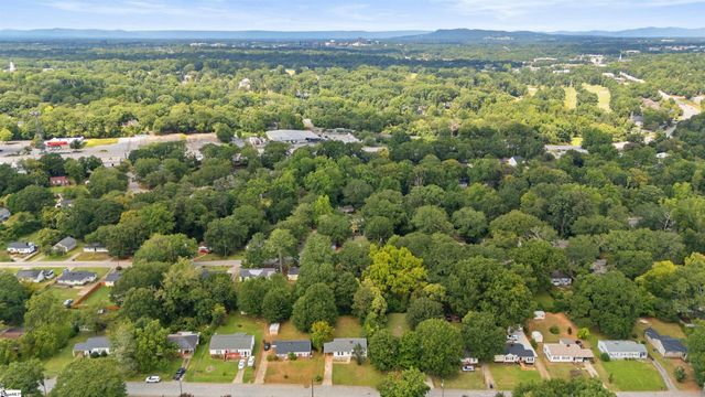 323 Crosby Circle, Greenville, SC 29605