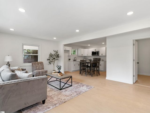 323 Crosby Circle, Greenville, SC 29605