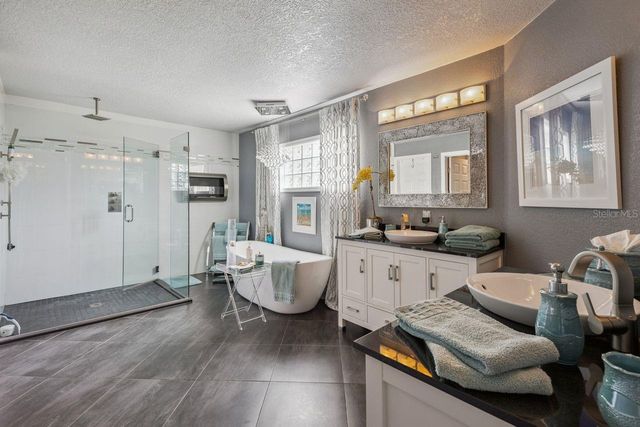 8606 LOST COVE DRIVE, Orlando, FL 32819