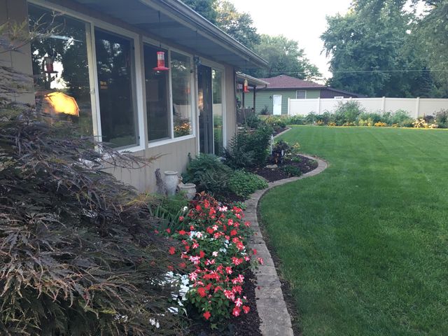 1257 Cr-325 E, Valparaiso, IN 46383