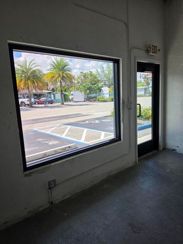 2424 N Dixie Highway, Wilton Manors, FL 33305