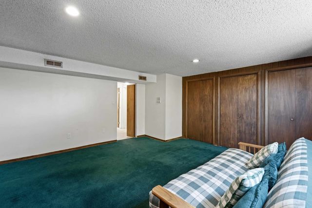 6712 N Fleming St, Spokane, WA 99208