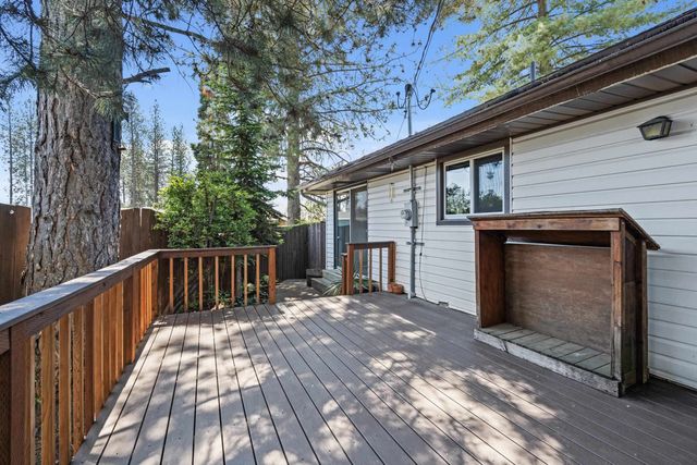 6712 N Fleming St, Spokane, WA 99208
