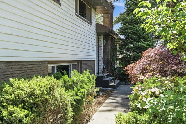 6712 N Fleming St, Spokane, WA 99208