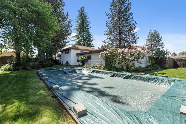 6712 N Fleming St, Spokane, WA 99208