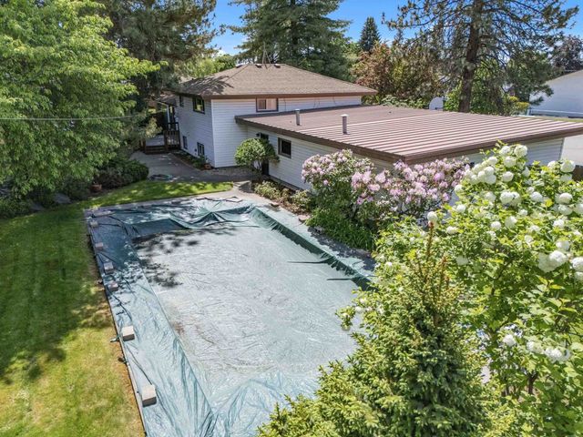 6712 N Fleming St, Spokane, WA 99208