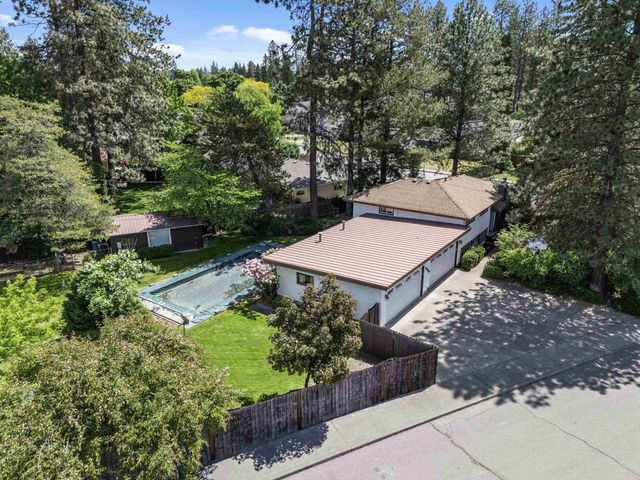 6712 N Fleming St, Spokane, WA 99208