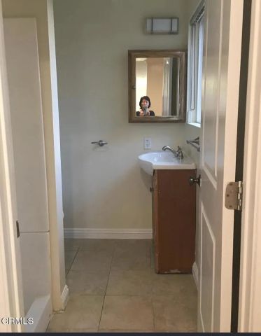 567 S Wilton 11, Los Angeles, CA 90020