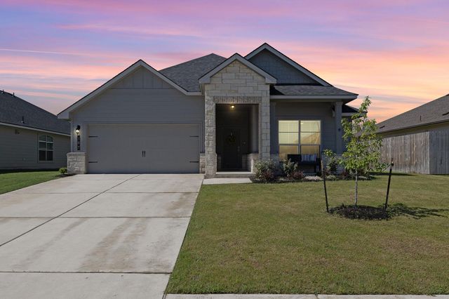 107 Nathaniel DR, Taylor, TX 76574