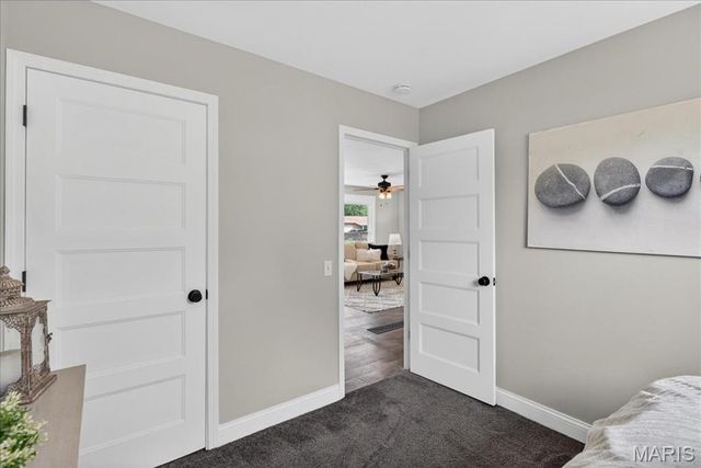 245 Humes Lane, Florissant, MO 63031