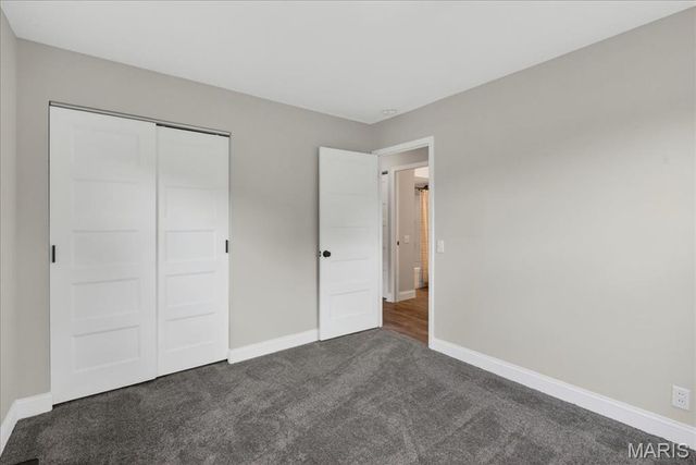 245 Humes Lane, Florissant, MO 63031