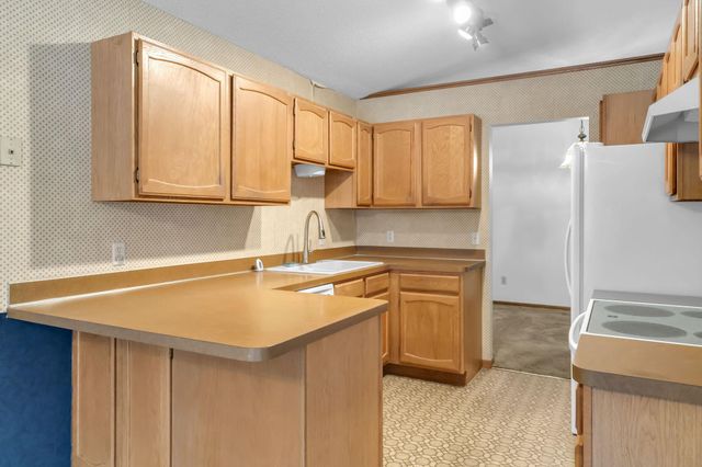 8339 Thomas Court N, Brooklyn Park, MN 55444