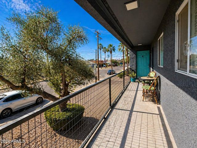 2919 N 38TH Street, Phoenix, AZ 85018
