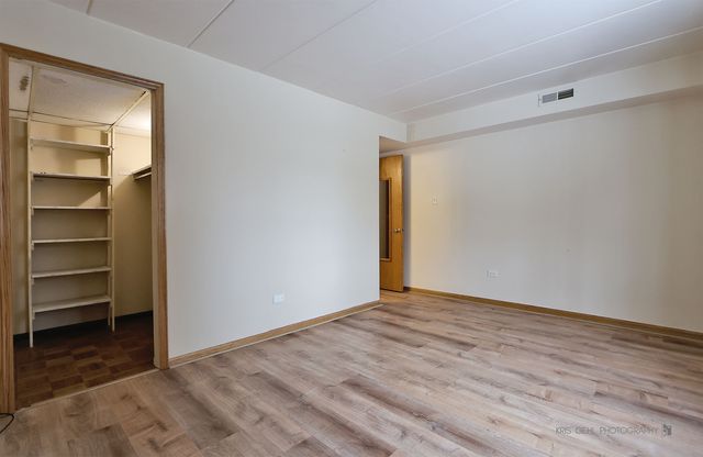 5206 Midlothian Turnpike 203, Crestwood, IL 60418