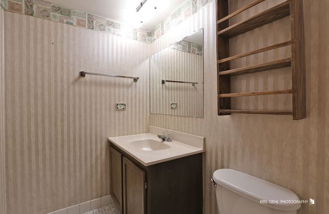 5206 Midlothian Turnpike 203, Crestwood, IL 60418