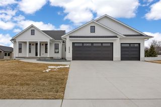 5036 Elderton Drive, Marion, IA 52302