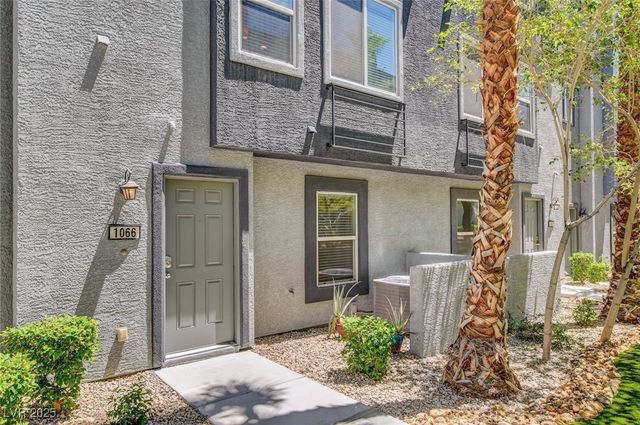 9050 West Tropicana Avenue 1066, Las Vegas, NV 89147