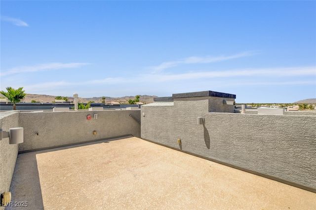 9050 West Tropicana Avenue 1066, Las Vegas, NV 89147