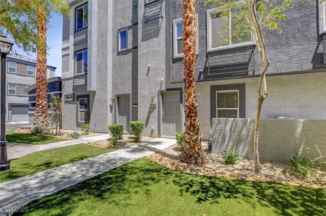 9050 West Tropicana Avenue 1066, Las Vegas, NV 89147