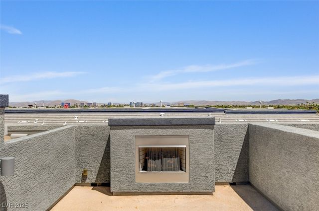 9050 West Tropicana Avenue 1066, Las Vegas, NV 89147