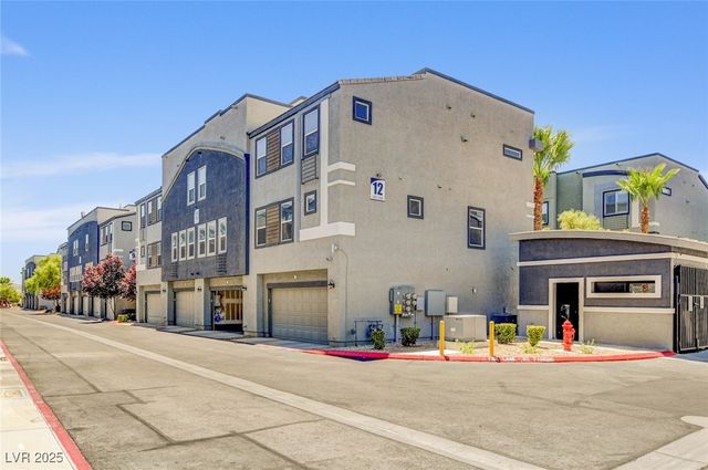 9050 West Tropicana Avenue 1066, Las Vegas, NV 89147