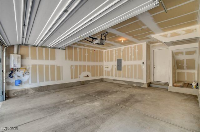 9050 West Tropicana Avenue 1066, Las Vegas, NV 89147