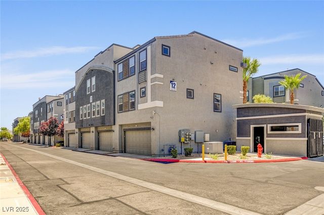 9050 West Tropicana Avenue 1066, Las Vegas, NV 89147